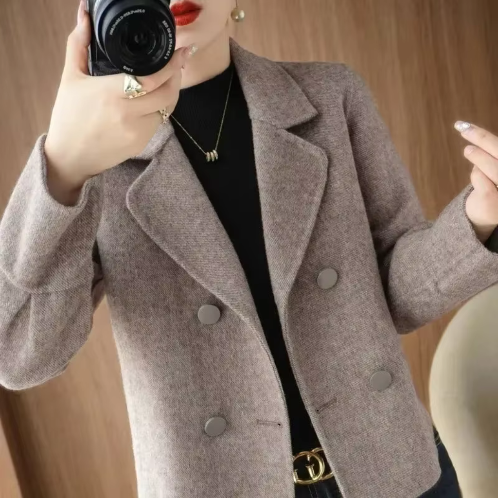 Casaco Feminino Inverno de Lã Bessie