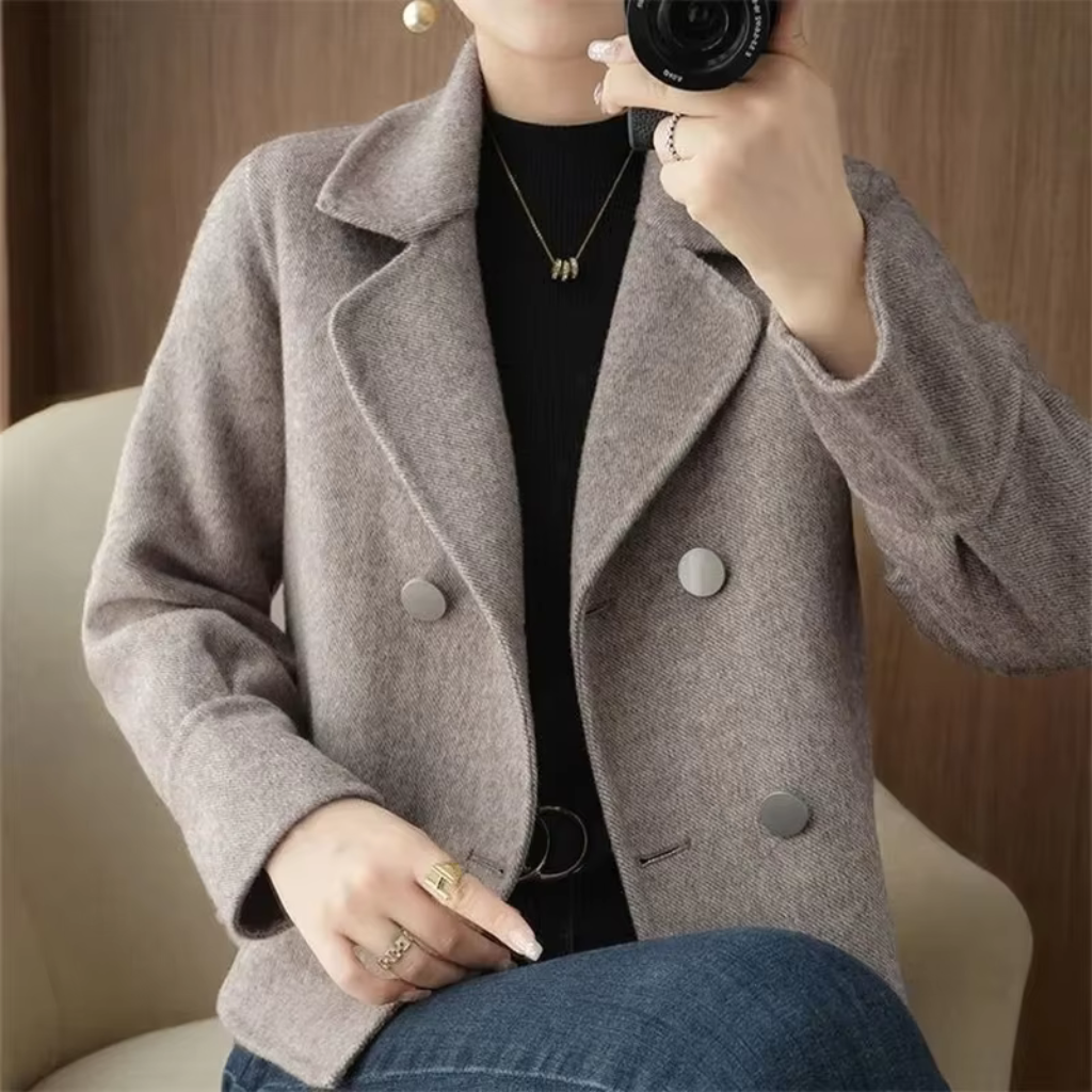 Casaco Feminino Inverno de Lã Bessie