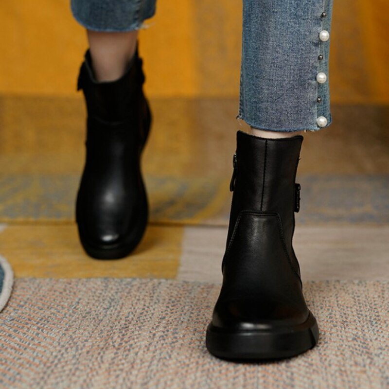 Bota Feminina Atena Cano Curto