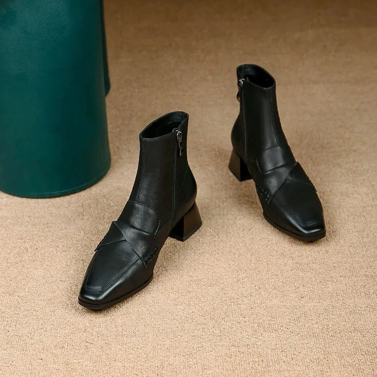 Bota Feminina Stanford de Couro Salto Quadrado