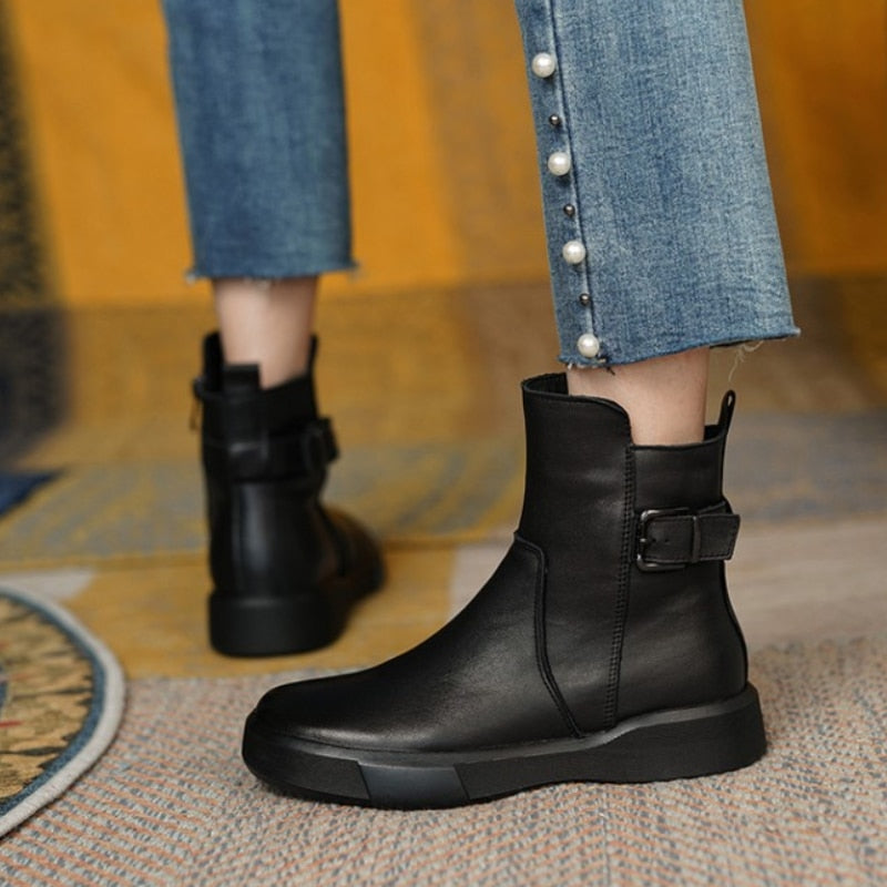 Bota Feminina Atena Cano Curto